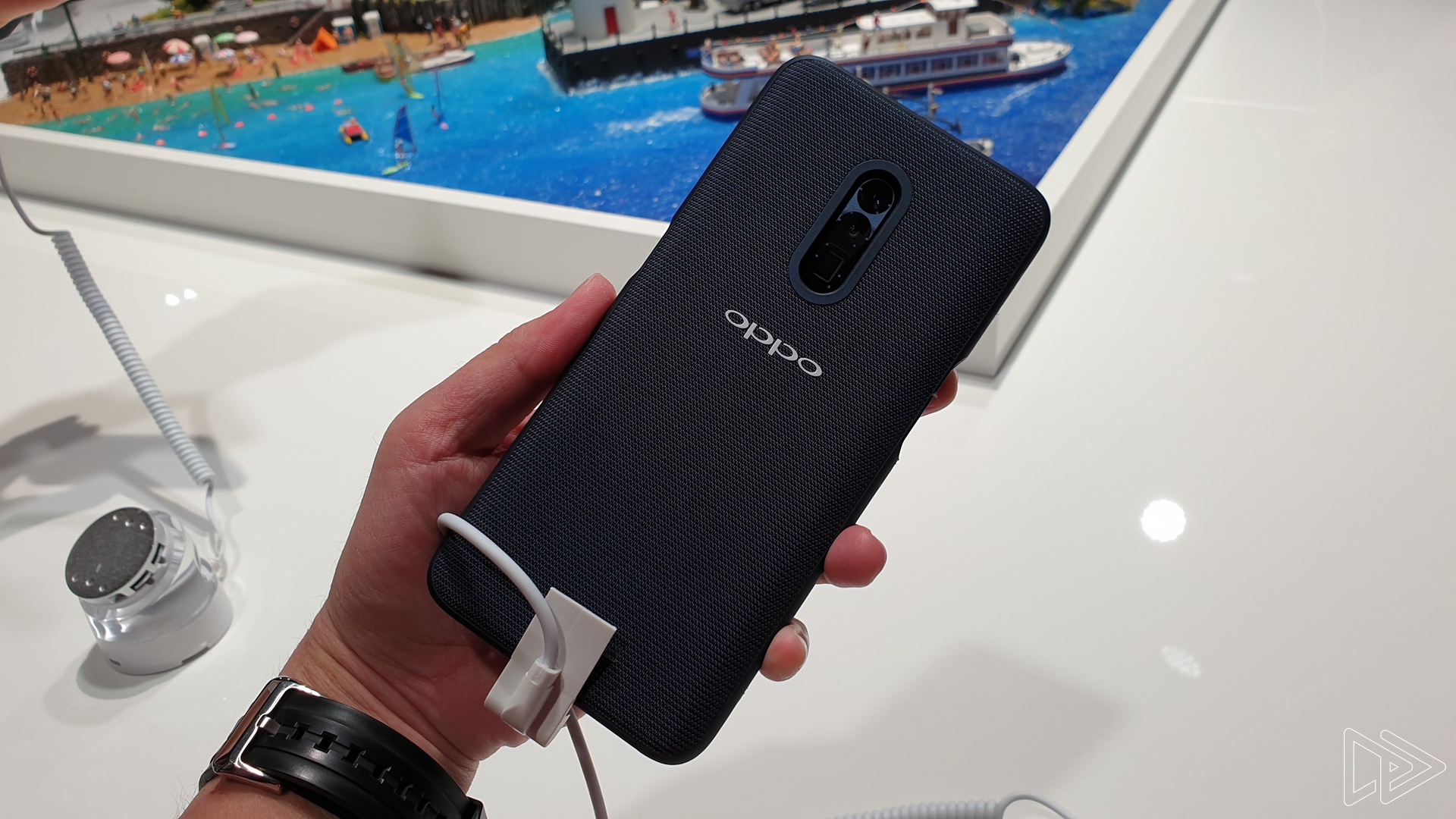 Testing Oppo’s New 10x Lossless Zoom Camera Is It Any Good? Nextrift