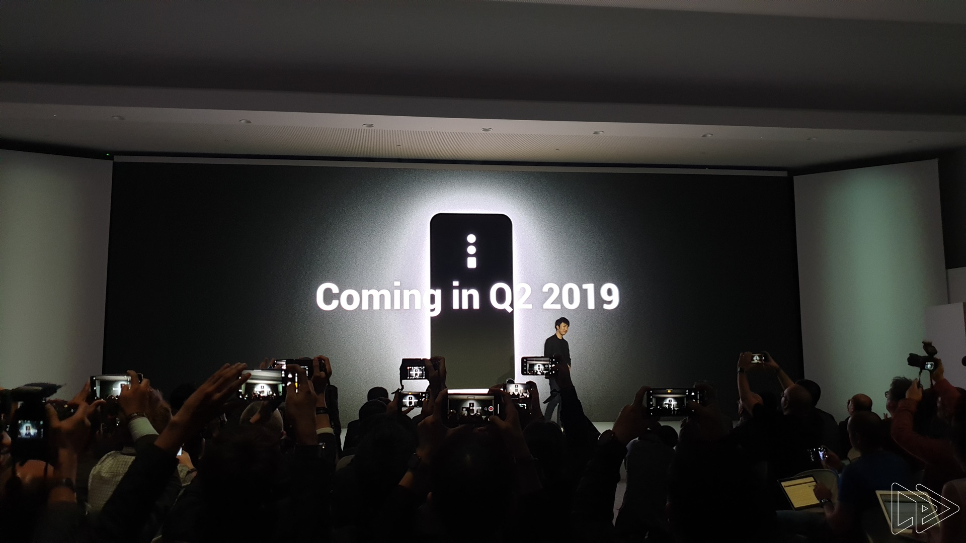 Testing Oppo’s New 10x Lossless Zoom Camera Is It Any Good? Nextrift