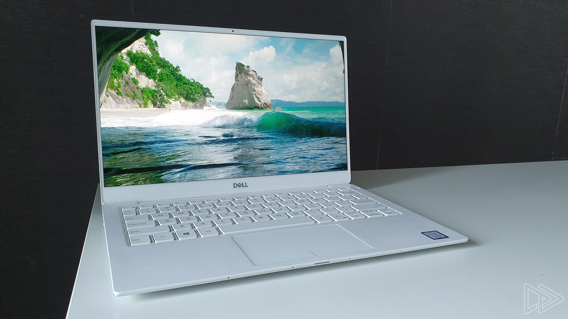 Dell XPS 13 HandsOn Of Refinement & Improved Webcam Placement Nextrift
