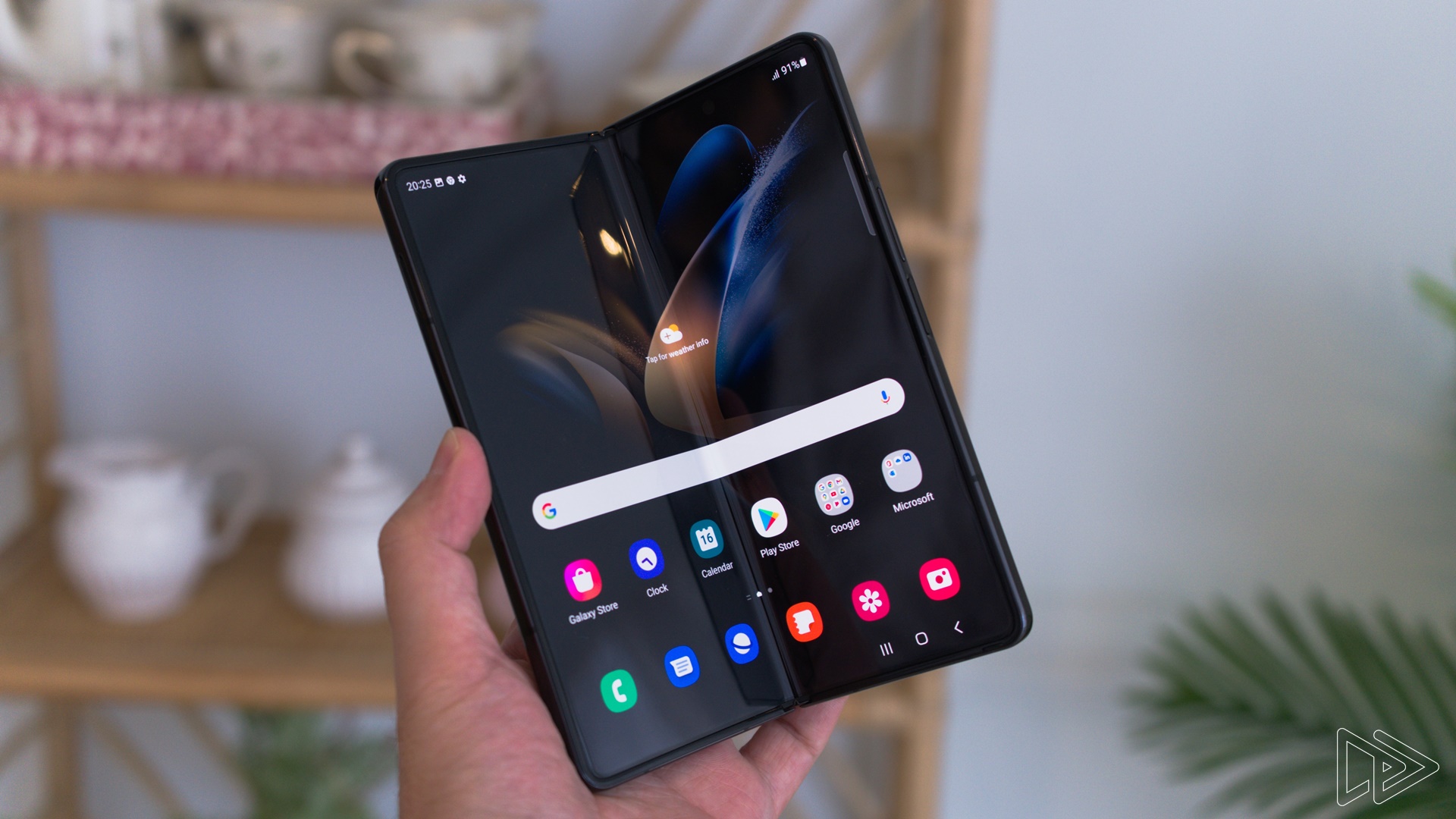 Samsung's refined Galaxy Fold