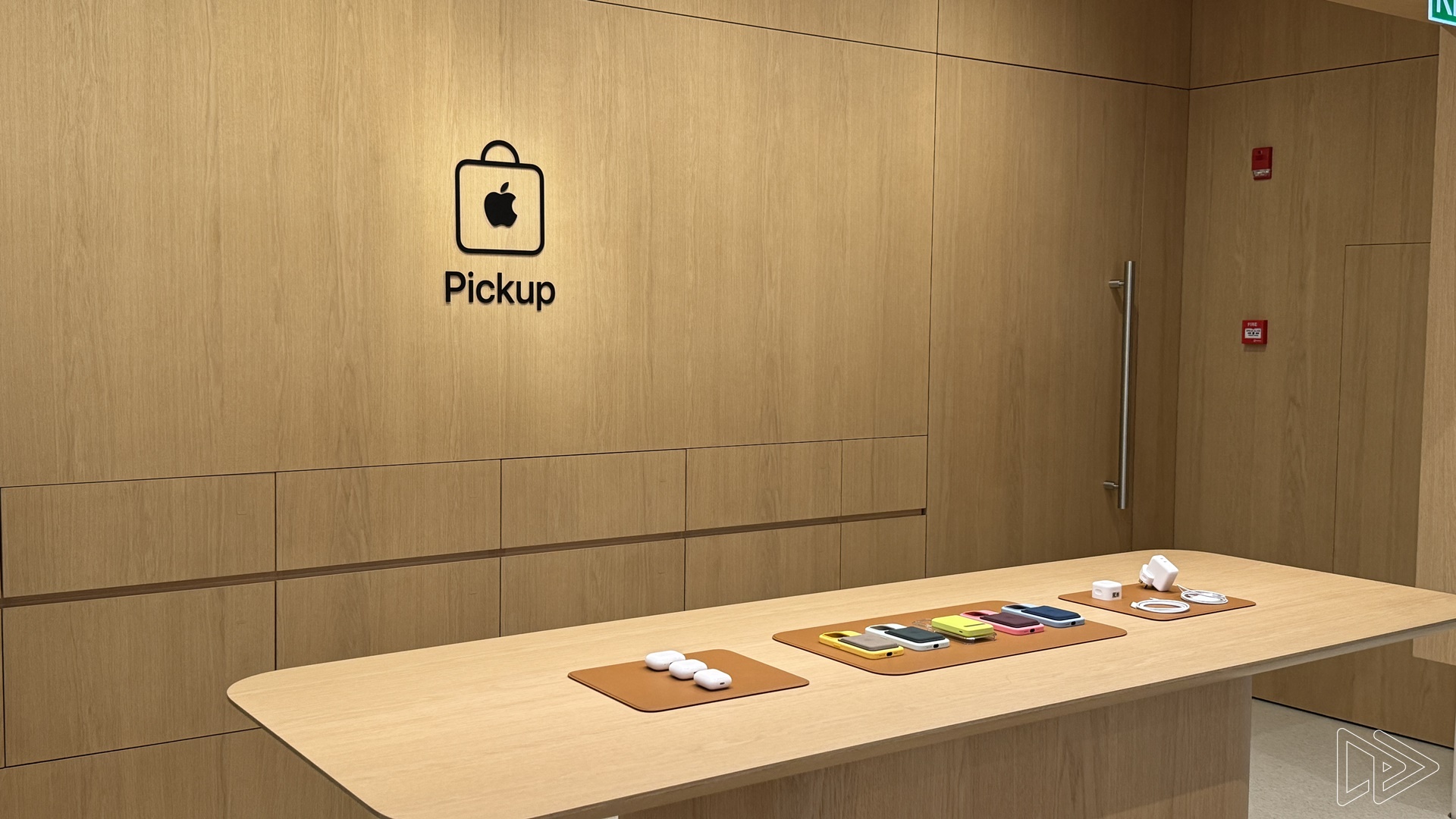 Apple Pickup Now Offered in Malaysia at Apple The Exchange TRX