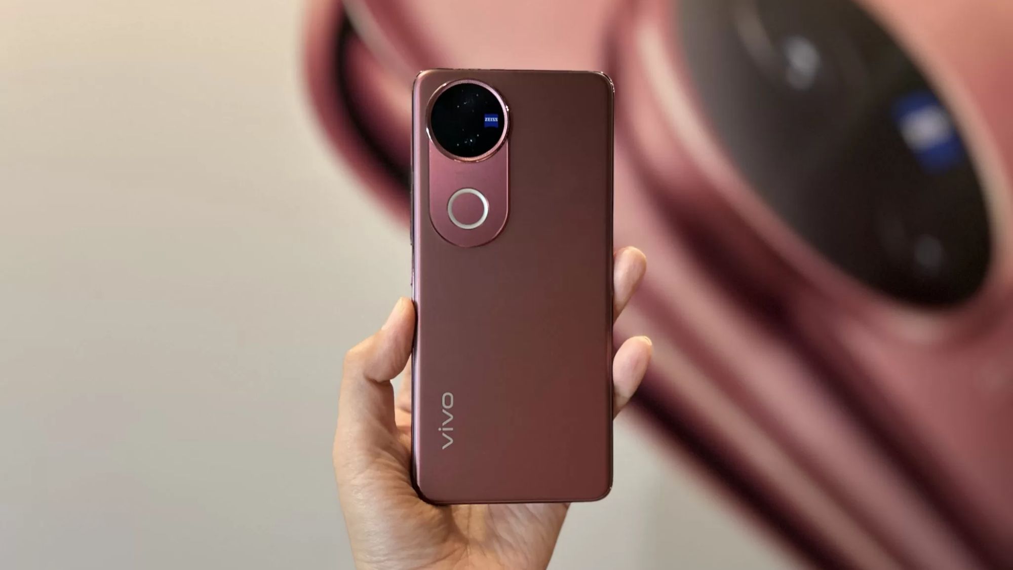 Vivo V50 Launches in Malaysia – 50MP ZEISS Cameras & 6,000mAh Battery