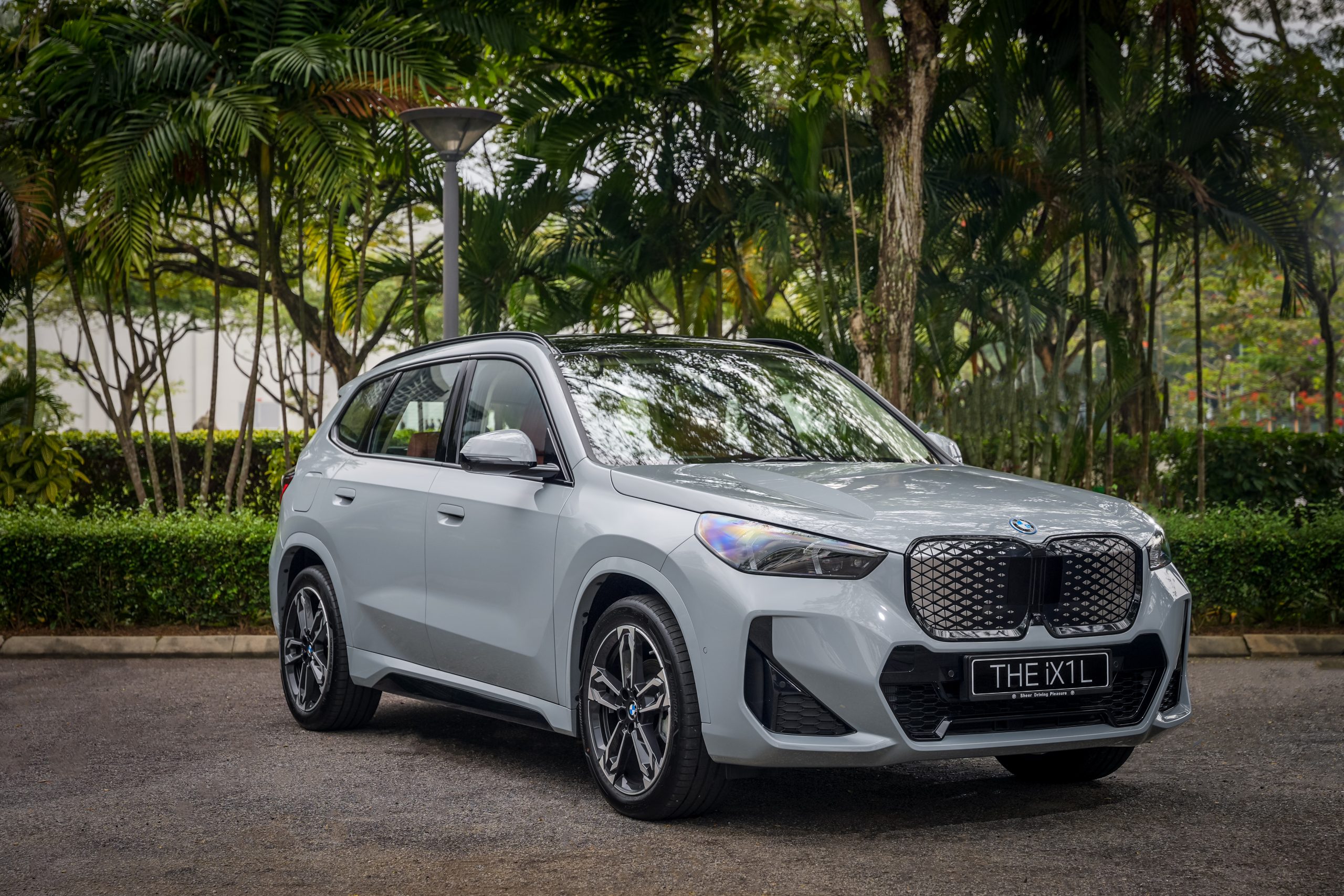 BMW Malaysia Launches Locally Assembled i5 eDrive40 and New iX1 eDrive20L
