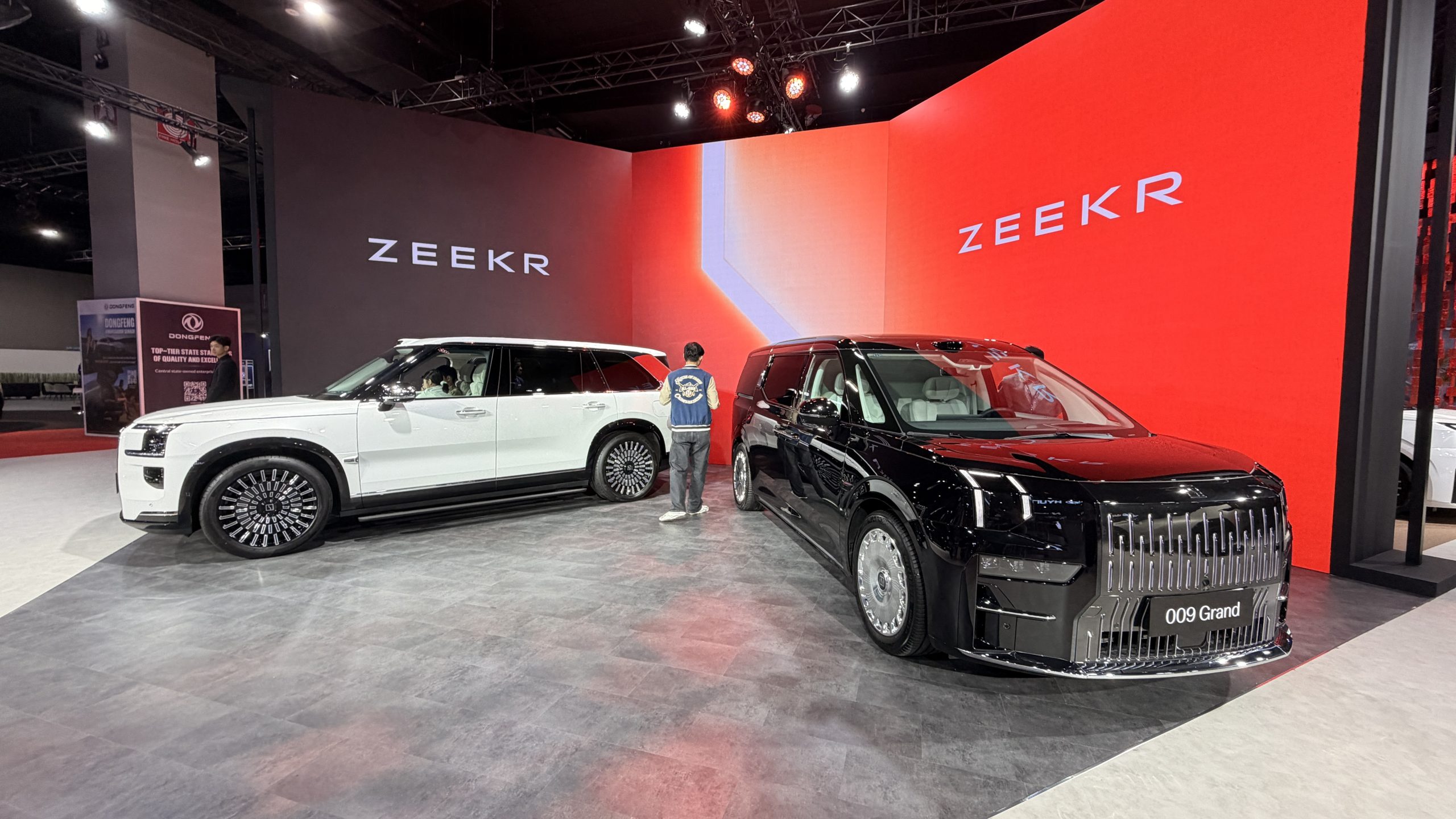 Zeekr Opens Bookings for 009 Grand and 9X at KLIMS 2026, Starting From RM600,000